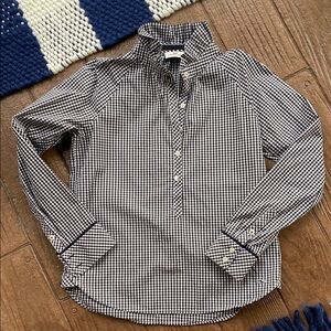 Vineyard Vines Black and White Gingham Pullover Ruffle Collar Shirt